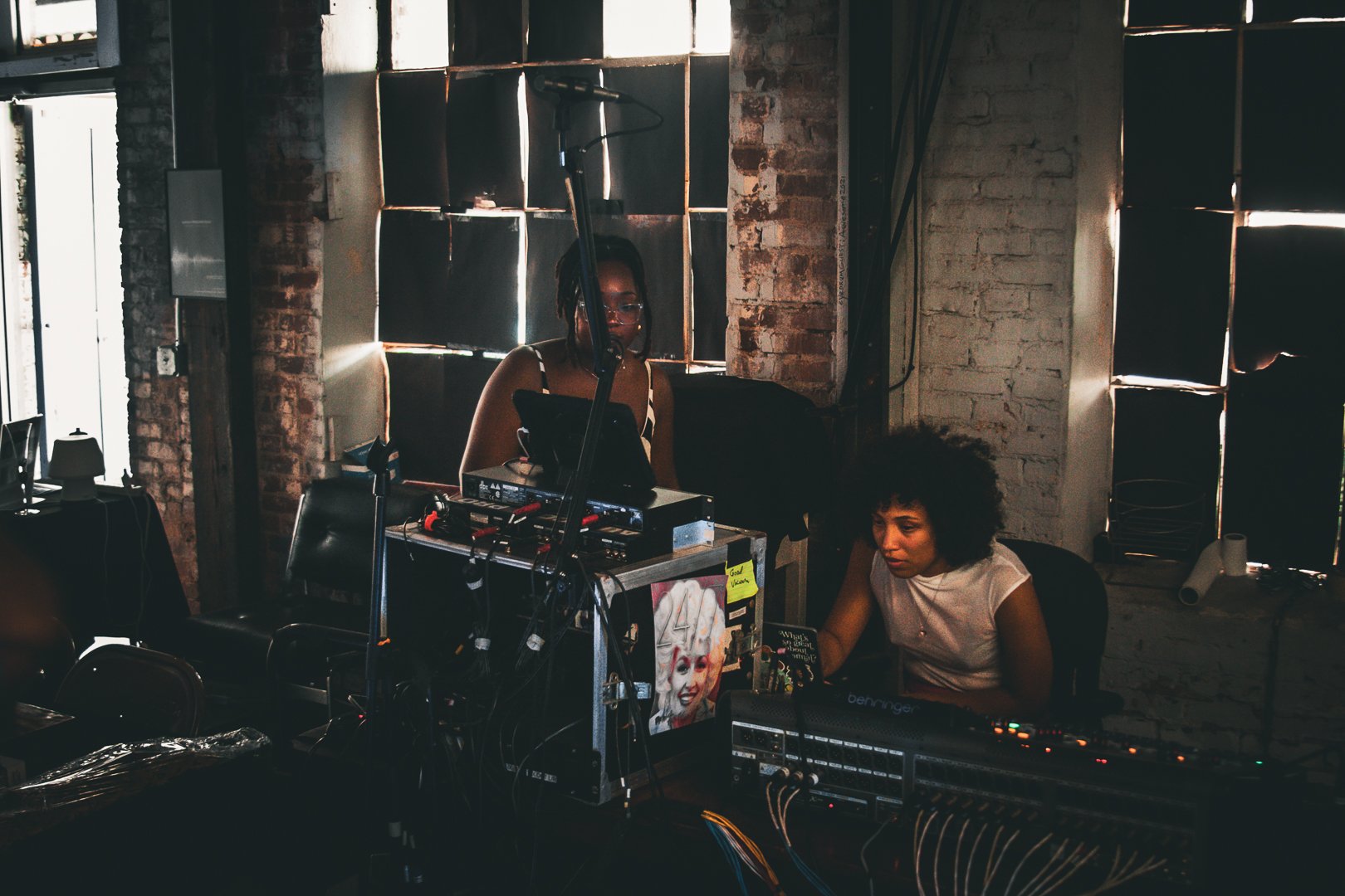 Where The Mind Goes: performer and projection within the immersive space